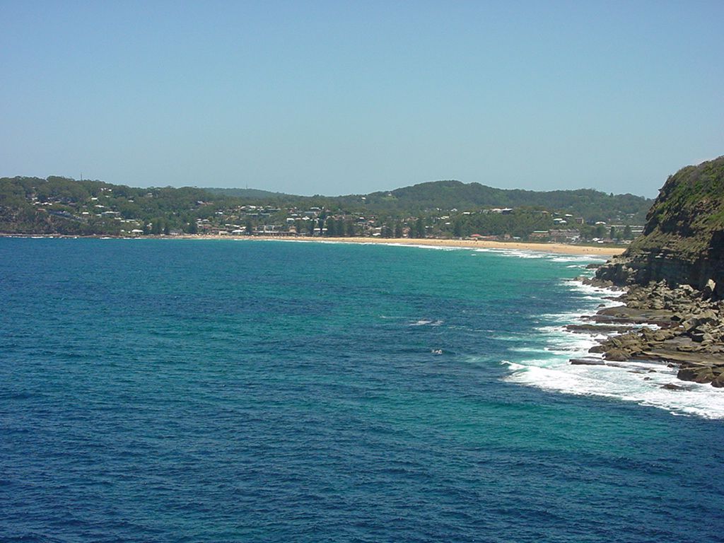AU-E beach