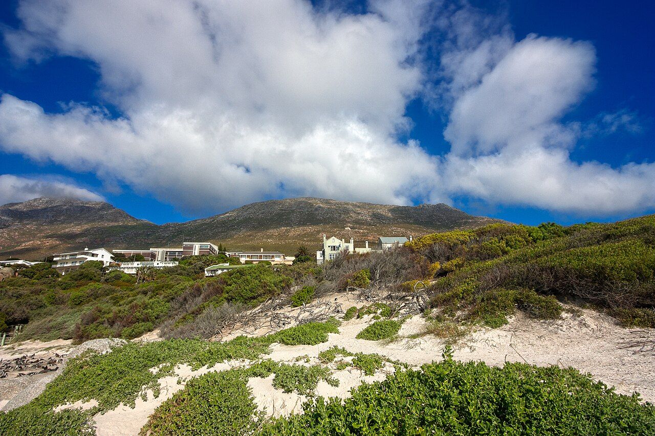 Boulders Beach Villa - HDR (7615187954)