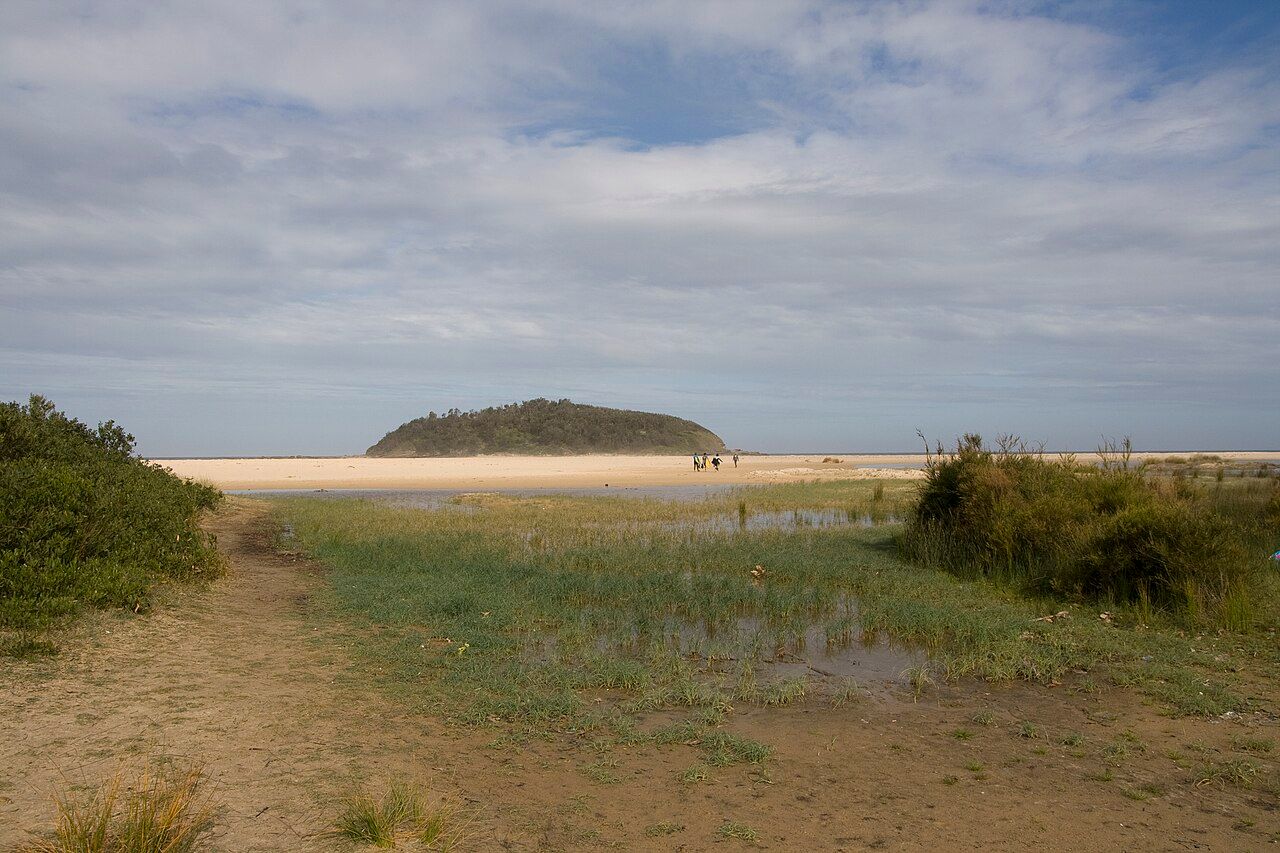 AU-E beach
