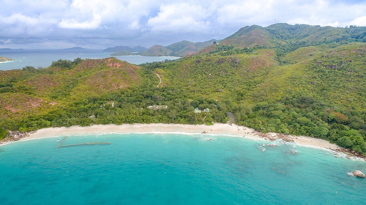 Beach Anse Lazio Praslin Seychelles.DNG (38720879125)