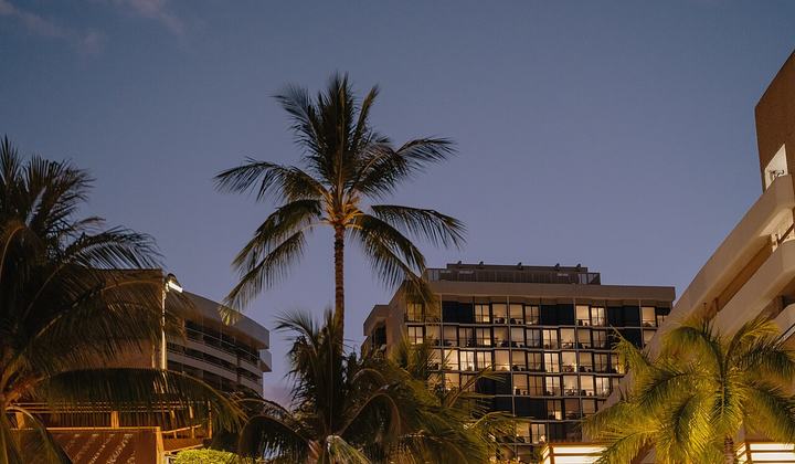 Hard Rock Cafe Waikiki construction placard