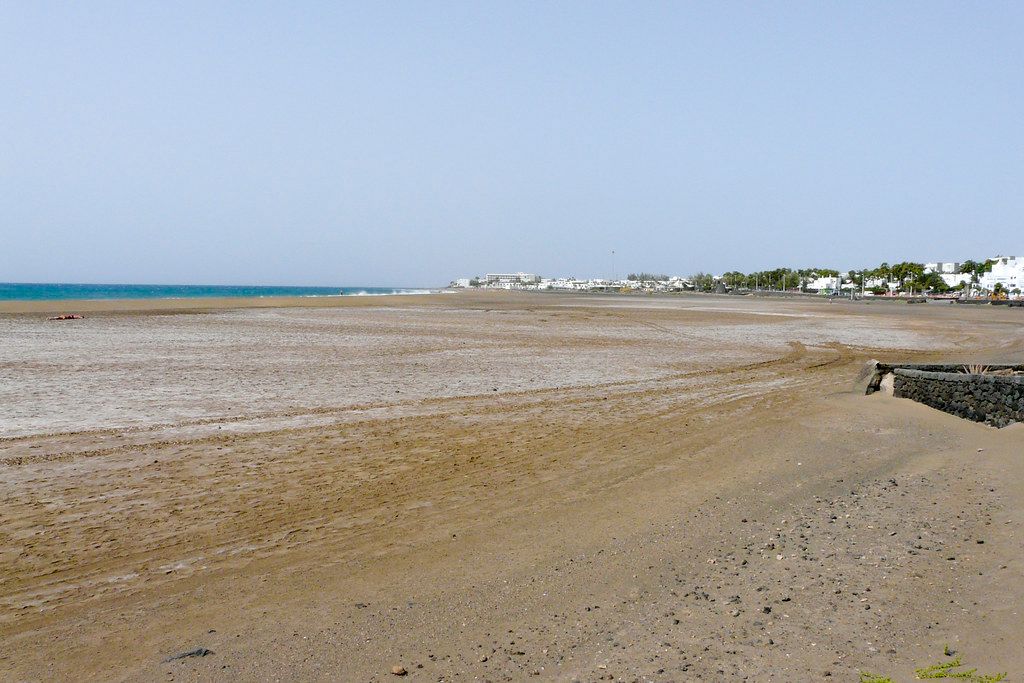 Puerto del Carmen beach