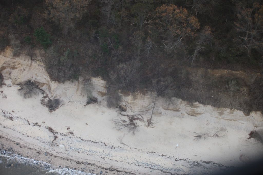 Debris on Lido Beach National Wildlife Refuge (NY)