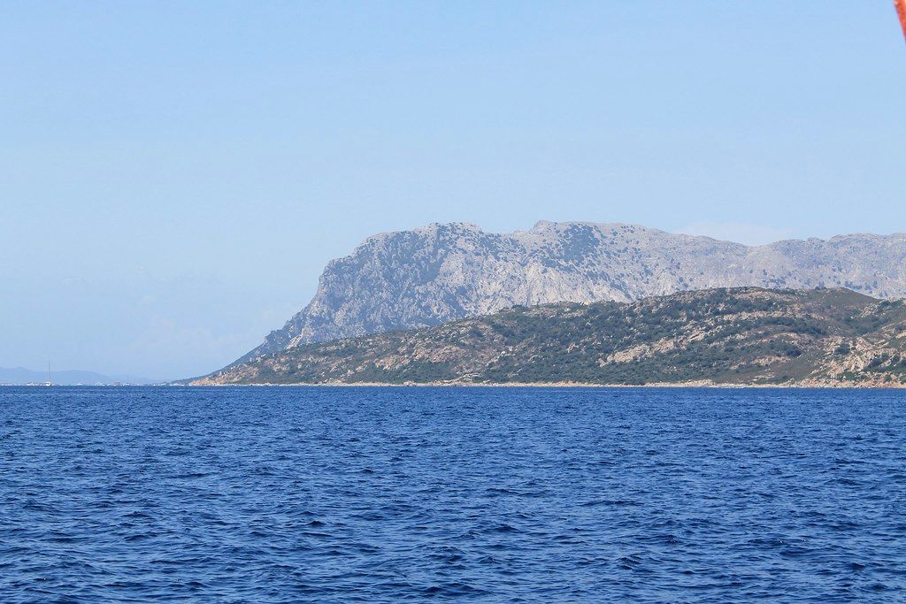 Sailing north along the Sardinian coast from Cala Liberotto to Capo Coda Cavallo