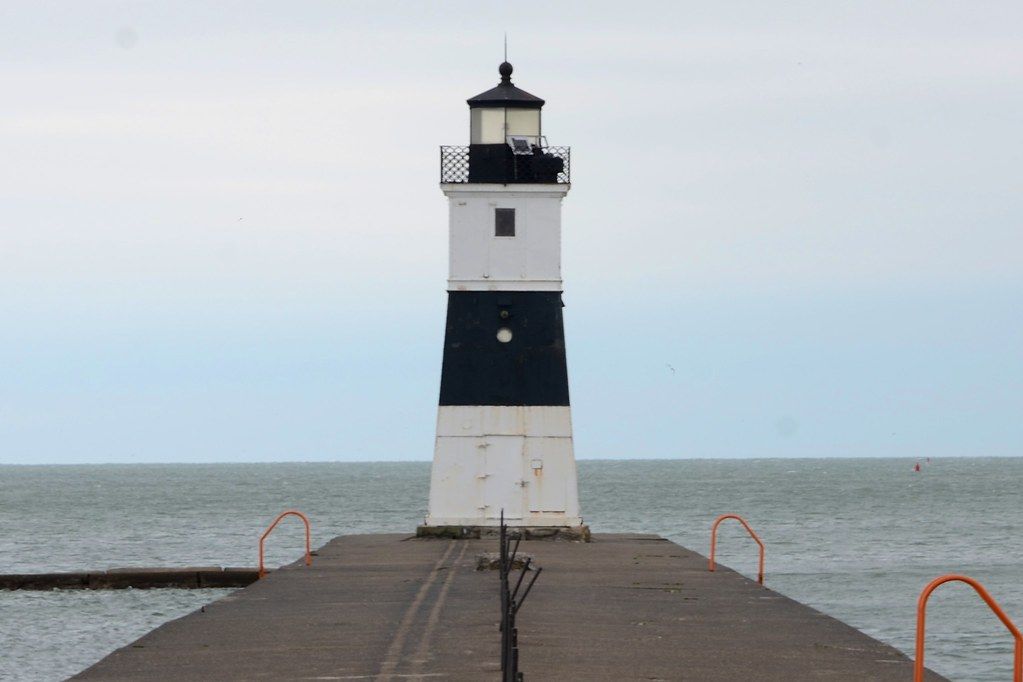 North Pier Light