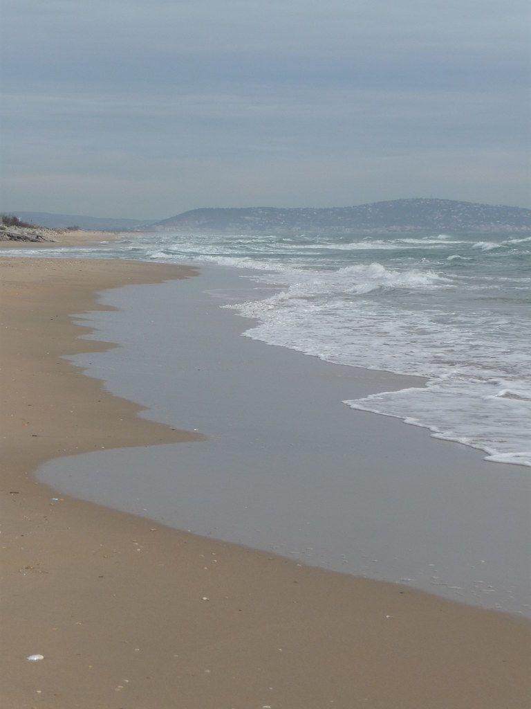 The long sands from Marseillan Plage to Sete