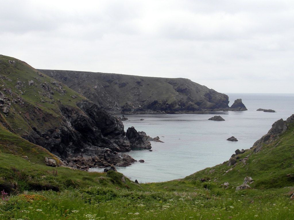 Parc Bean Cove and Vellan Head