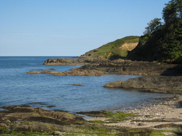Looking towards Rosemullion Head from Bream Cove