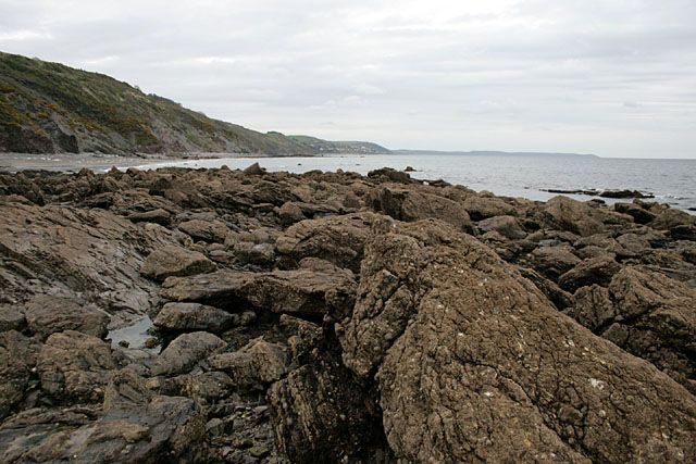Rocks below Bodigga Cliff