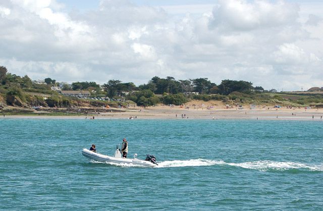 Passing Daymer Bay in mid-channel