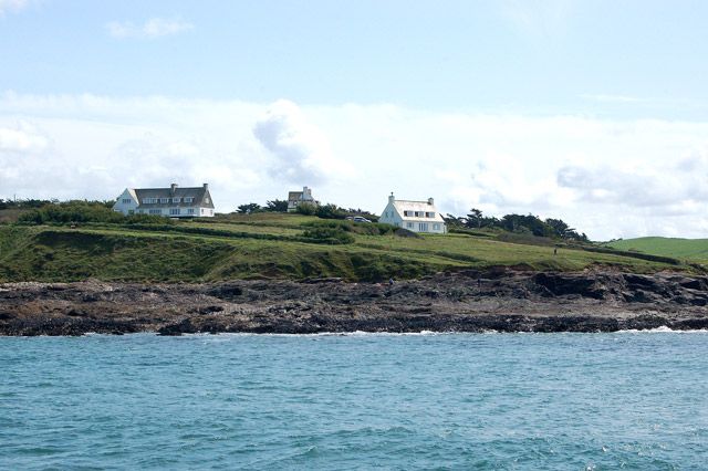 Rocky foreshore north of Trebetherick Point