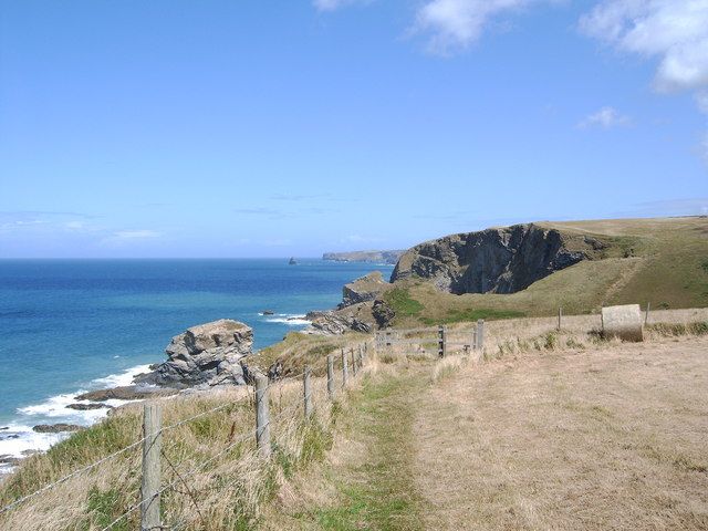Looking over Bounds Cliff