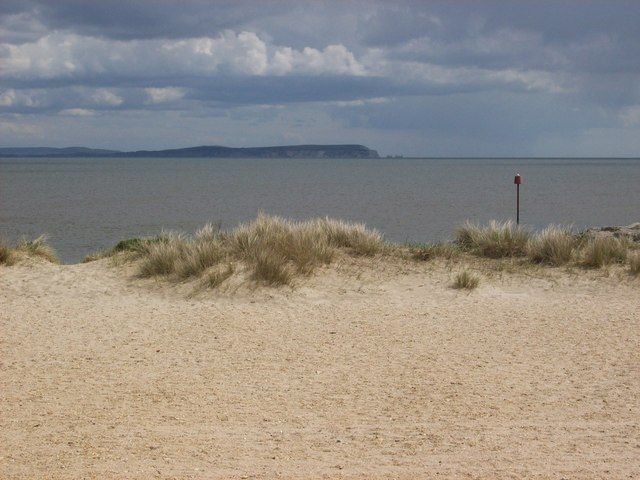View towards Alum Bay (Isle of Wight)