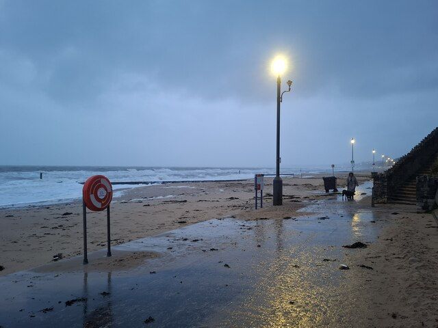Soutbourne beach, looking towards Hengistbury Head