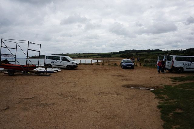 Coastal path towards Thorness Bay