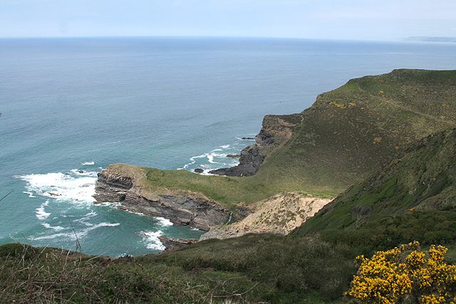 St Gennys: towards Orchard Strand