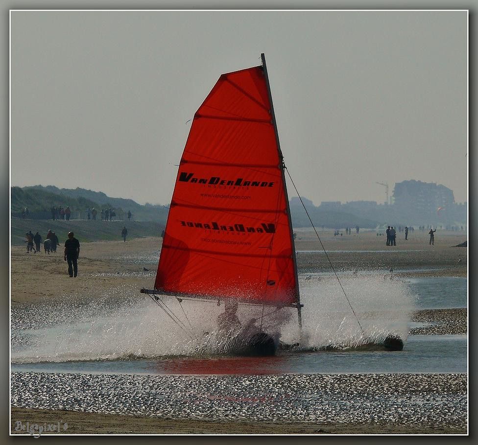LA PANNE-DE PANNE: CHAR A VOILE - SAND YACHT
