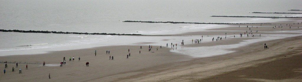 Knokke - beach layers