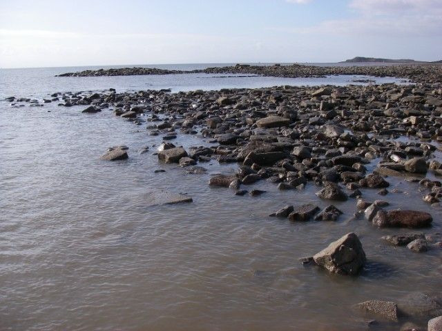 Beyond Lavernock Point (2)
