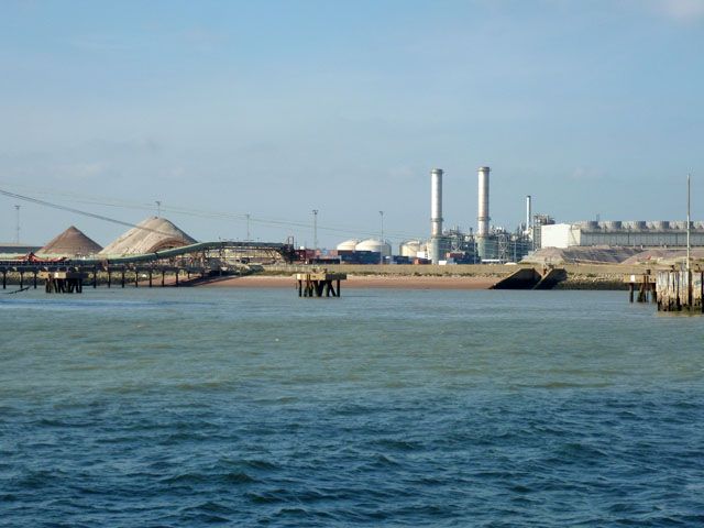 Shore by former Grain refinery jetties