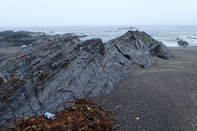 Rocks on Owenahincha Beach