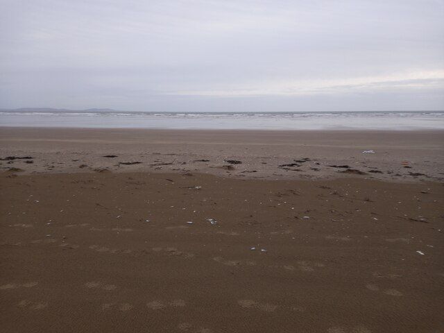 Looking south towards the incoming tide