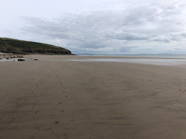 Wide expanse of Telpyn beach