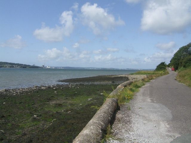 Shoreline near Rostellan