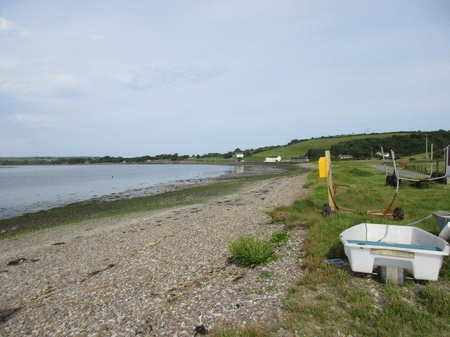 Shingle beach on the north side of Ferrypoint