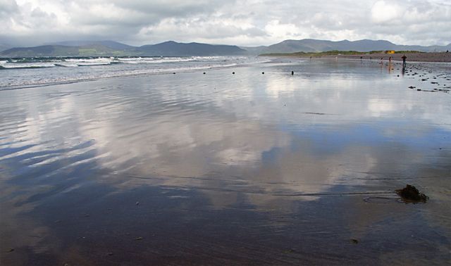 Looking along Rossbeigh Beach