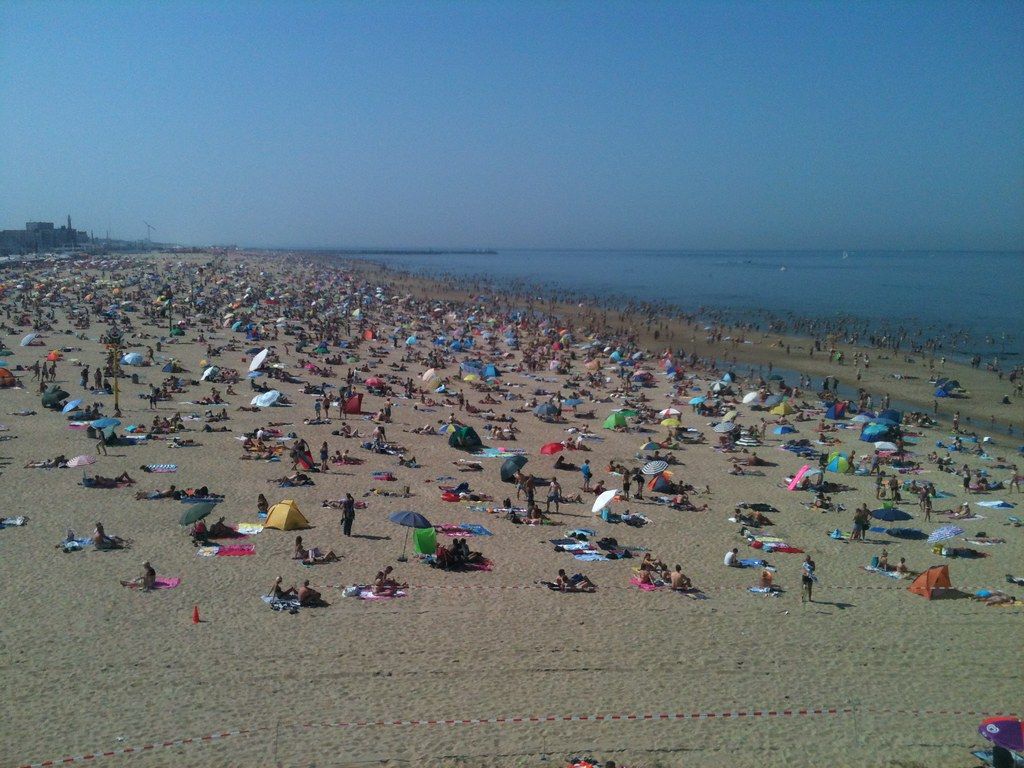 Beach 52.1156 4.2827