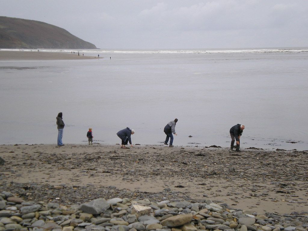 On Shoreline at Gwbert / Ar Lan y Mor, Gwbert