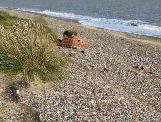 Looking to fields near the beach at Benacre