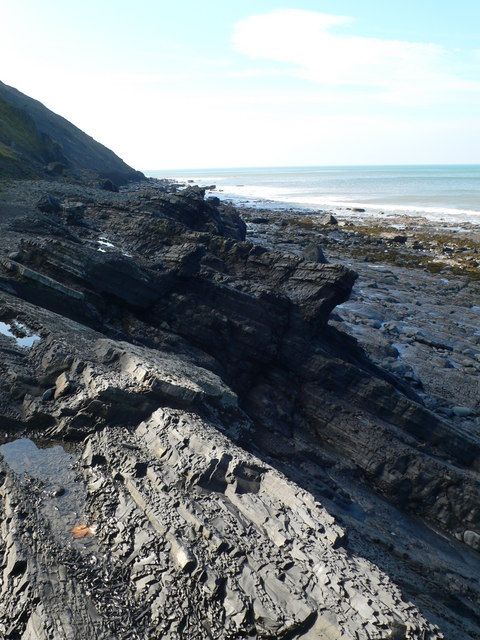 Rocks on the beach at Allt-Wen