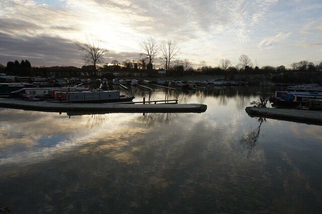 Alvecote Marina, Coventry Canal