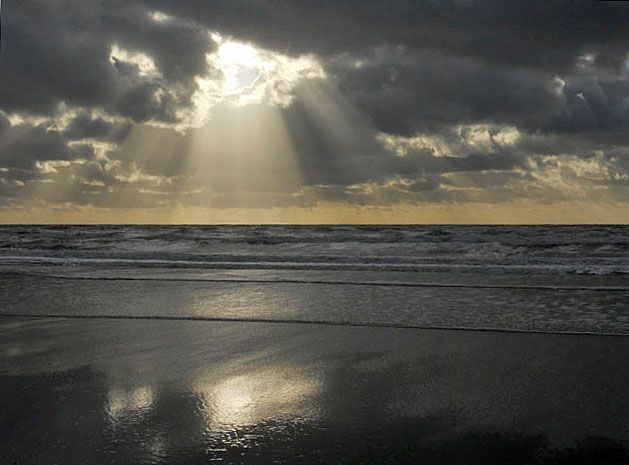 Fairbourne beach near low tide