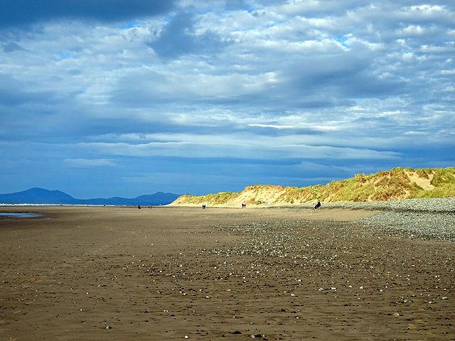 The dunes at Dyffryn