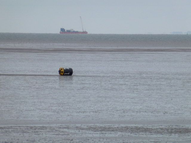 Mud glorious mud - no boys on this beach only buoys !