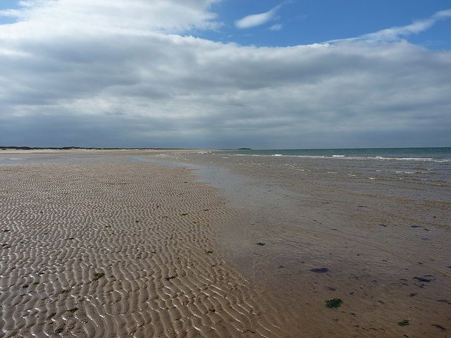 Water's edge off Burnham Harbour
