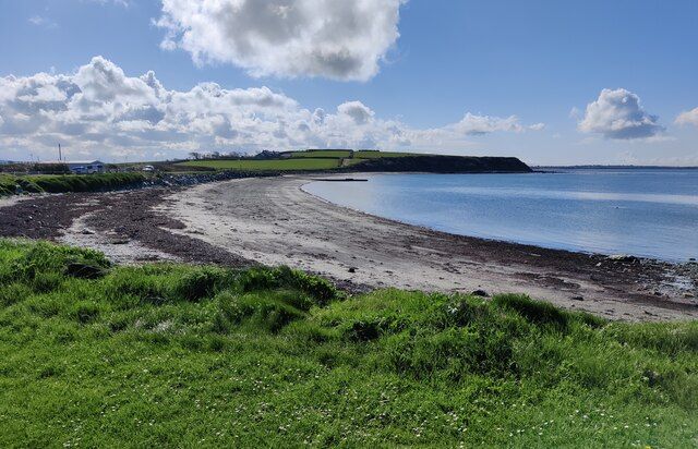 The beach at Porth Penrhyn-mawr