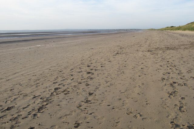 View south from beach near Seapoint Golf Club towards the River Boyne
