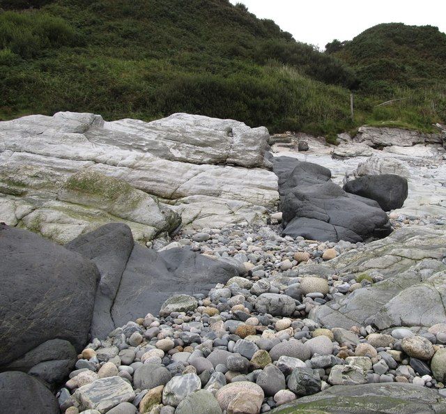 Basalt dyke on the beach