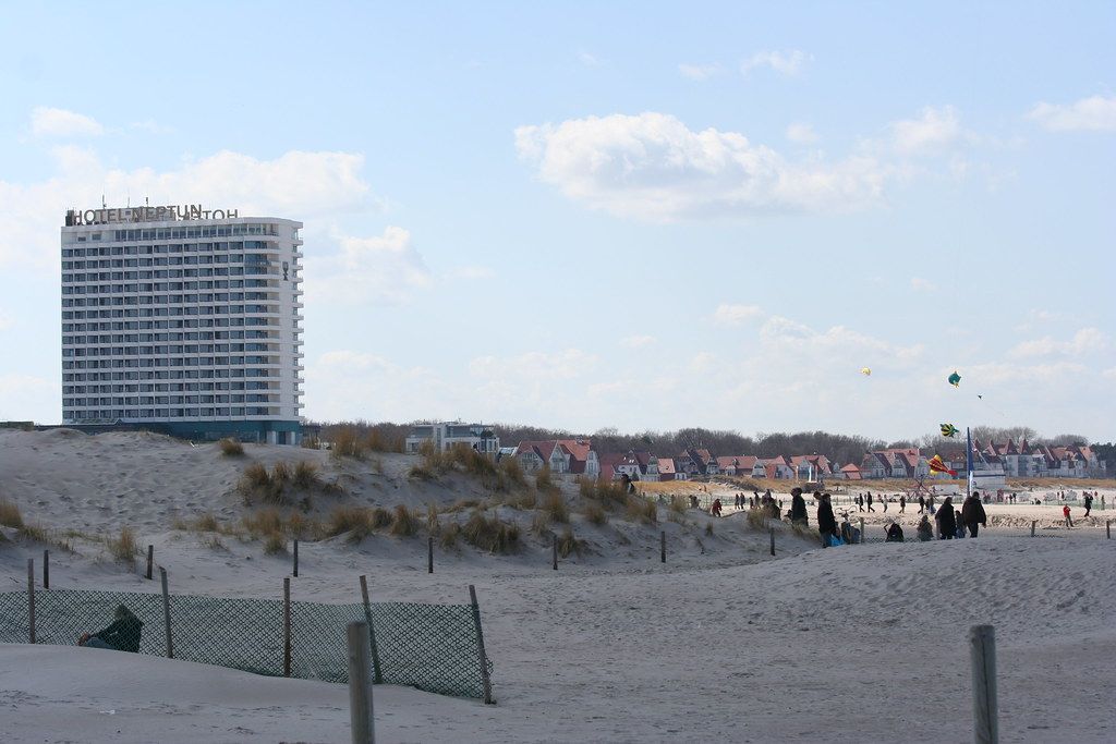 Rostock / Warnemünde - Hotel Neptun