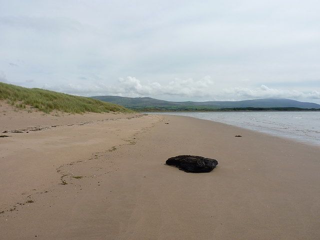 An errant lump of peat on the beach