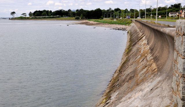 The seawall, Carrickfergus (2)