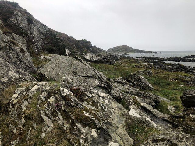 Raised beach, Carradale Point