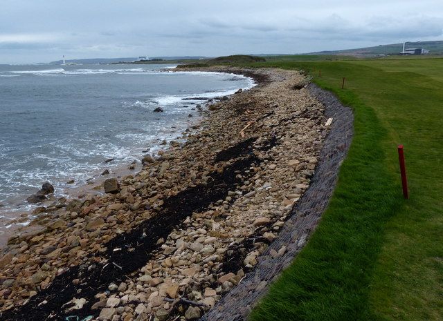 Rocky shoreline at the Dunbar Golf Course