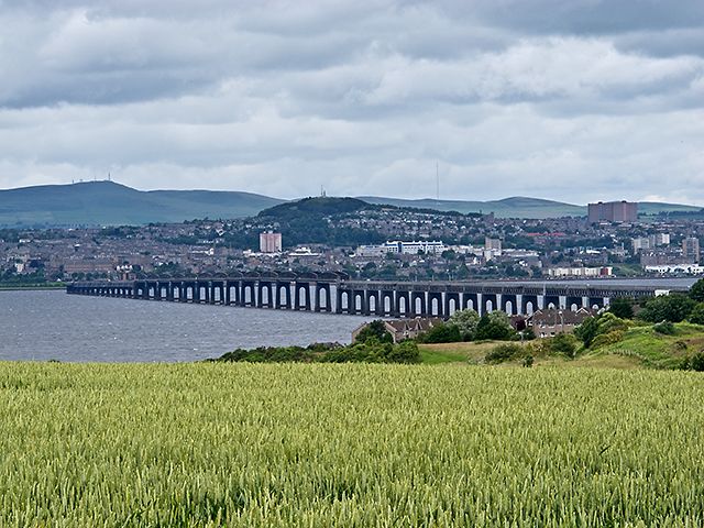 View across Wormit Bay and the Firth of Tay