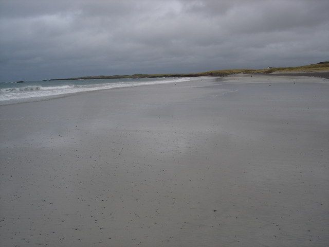 Sandy beach of Balephetrish Bay