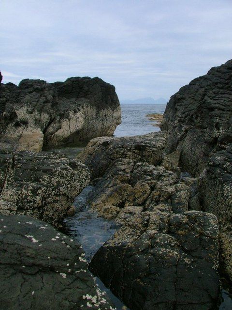 Rocky Inlet, Port na Ba